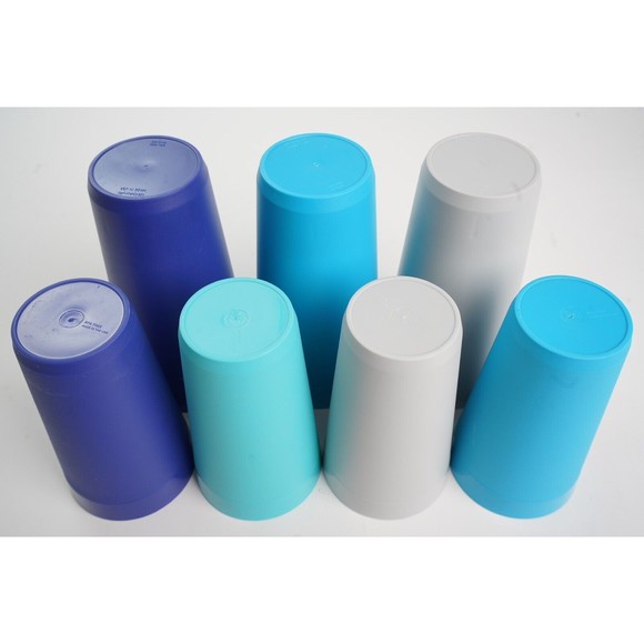 Vintage (7) US Acrylic Plastic Tumblers Cups Retro Green Blue Grey Made In USA - Picture 2 of 4